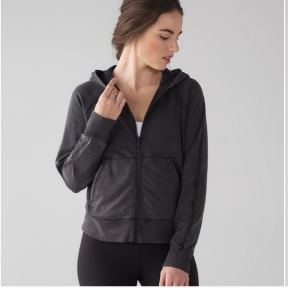 Lululemon Loop Back Hoodie in Acid Rubber Dye Black, sz 4 - Picture 3 of 16